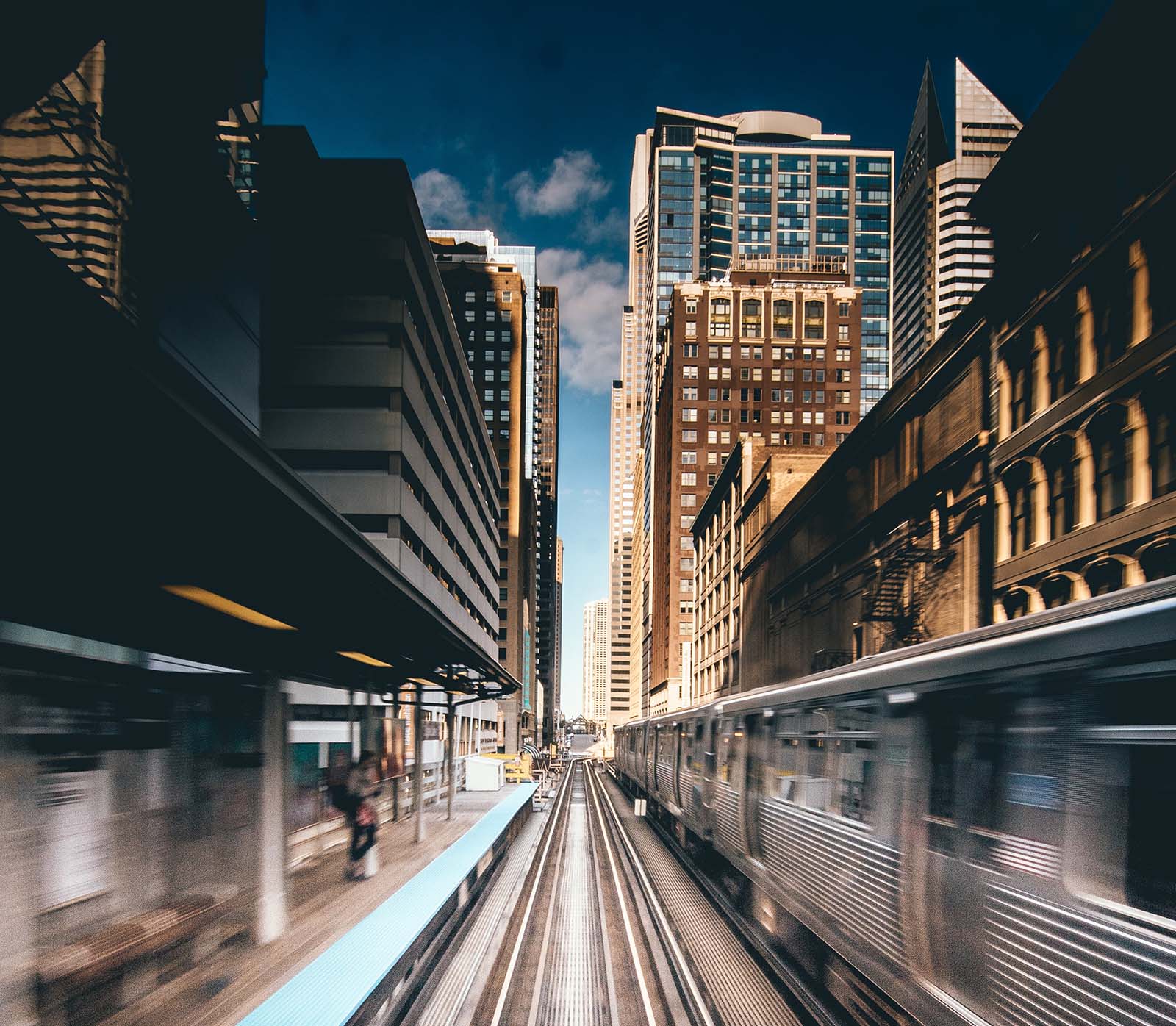 DLA Piper advises UK blockchain startup on $1.5 million financing